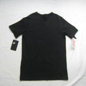 ☆ 新品タグ付き NIKE（ナイキ）丸首半袖Tシャツ 150～160ｃｍ 黒 ☆の画像2
