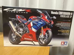 1/12オートバイシリーズ タミヤ ホンダ CBR1000RR-R