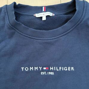 良品 TOMMY HILFIGER トミーヒルフィガー クルーネック 長袖 スウェット トレーナー ネイビー 刺繍ロゴ メンズ Sサイズの画像3