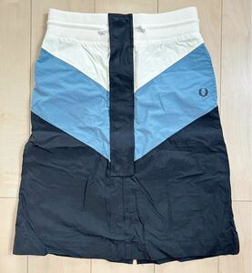  beautiful goods FRED PERRY Fred Perry cotton × nylon trapezoid skirt 38 number lady's M size corresponding waist 64-70 Golf tennis 