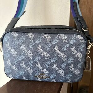 coach コーチ　馬車柄 斜めがけ ショルダーバッグ　PVCレザー