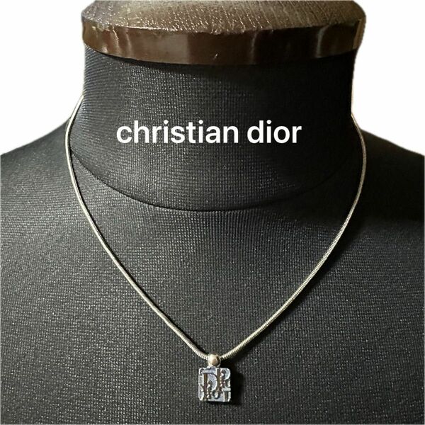 Christian Dior トロッター ロゴ　ネックレス シルバー