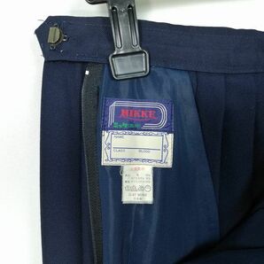 1円 スクールスカート 大きいサイズ 冬物 w72-丈63 紺 中学 高校 プリーツ 学生服 制服 女子 中古 IN5156の画像4