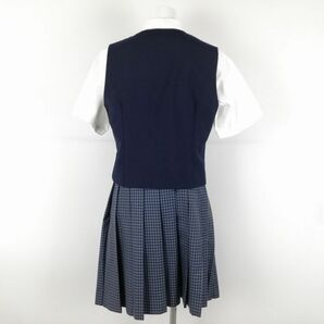 1円 ベスト チェックスカート リボン 上下4点セット 冬物 女子 学生服 東京府中第六中学 紺 制服 中古 ランクC NA1015の画像2