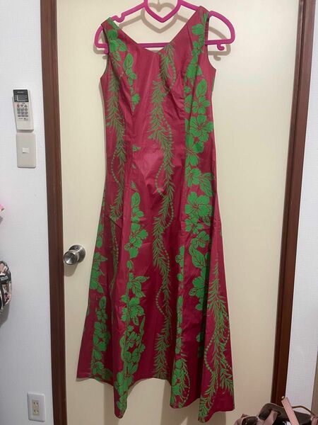 お値下げ済み　赤緑　ワンピース　ムームー　ドレス