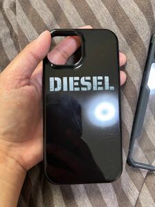 Iphone 15 DIESELケース 