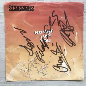 AUTOGRAPHED BY ALL MEMBER SCORPIONS NO ONE LIKE YOU UK盤　メンバー5人サイン