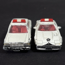 ◆ TOMICA トミカ No.13 NISSAN セドリック 4ドア パトカー と No.15 フェアレディＺ 300ZX パトカー ◆_画像7