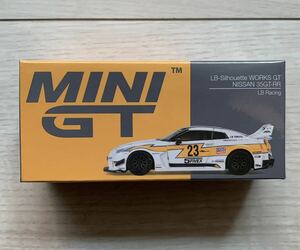 1/64　MINI-GT　★　LB シルエットワークス GT Nissan 35GT-RR バージョン1 LB Racing 右ハンドル　MGT00528-R　★ MINI GT ミニカー　日産