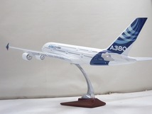 C5550★1/160 AIRBUS エアーバス A380 エアプレーンモデル 中古現状渡し_画像8