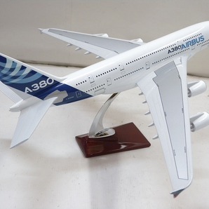 C5550★1/160 AIRBUS エアーバス A380 エアプレーンモデル 中古現状渡しの画像6