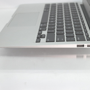 Apple MacBook Air (11-inch,Mid2011)/Core i5-2467M 1.6GHz/4GBメモリ/SSD64GB/macOS High Sierra 10.13/バッテリー無し 難有り #0413の画像4