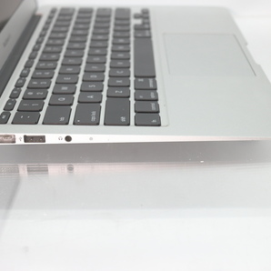 Apple MacBook Air (11-inch,Mid2011)/Core i5-2467M 1.6GHz/4GBメモリ/SSD64GB/macOS High Sierra 10.13/バッテリー無し 難有り #0413の画像5