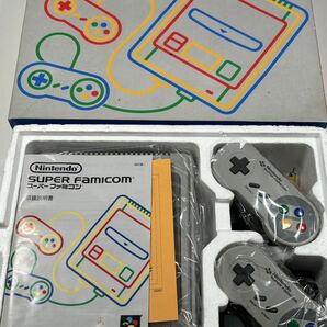 美品スーパーファミコン本体 取説ナンバー一致の画像1