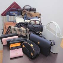 #2514　【格安出品!!】　BURBERRY　COACH他　ノーブランドバッグ　財布など　おまとめ　30点　現状品 _画像1