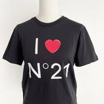 N°21ヌメロ ヴェントゥーノ　ロゴ入り　半袖Tシャツ　カットソー　ブラック_画像3