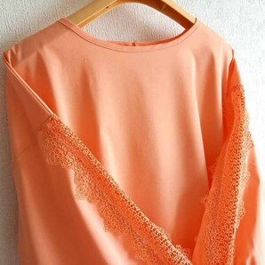 TO COLOR / トゥーカラー 綺麗色 イージーケア綿ポリ 袖レースブラウス 七分袖Ｍ/パステルサーモンオレンジの画像3