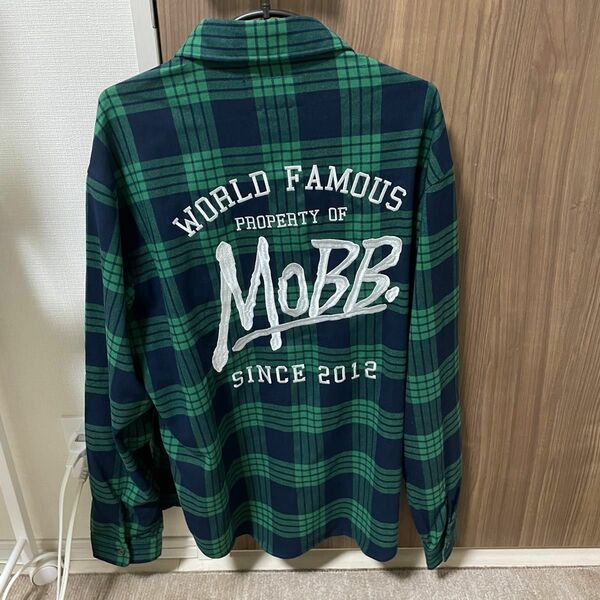 MOBB モブ 長袖 タータンチェックシャツ バッグロゴ 刺繍 Lサイズ　緑