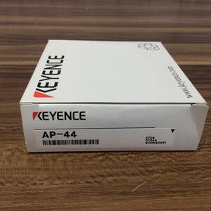 ●【AH-05706】未使用品 KEYENCE キーエンス 2色表示デジタル圧力センサ センサヘッド 連成圧タイプ AP-44【レターパックプラス可】