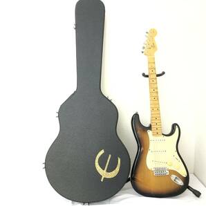 【MO18】(O) Squier スクワイヤー ストライトキャスター STRATO CASTTER エレキギター 弦楽器 音出し通電確認済 中古現状品の画像1