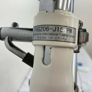 【JN69】(O) BEEM 折り畳み自転車 FAG206-J15-PW 20インチ シマノ製6段変速 サイクリング ホワイト タイヤパンク ジャンク扱い 中古現状品の画像10