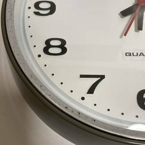 Jeco ジェコー 水晶ワールド 壁掛け時計 時計 昭和レトロ 当時もの 動作確認済 枠にサビ有 幅33㎝ 奥行5.5㎝ の画像4