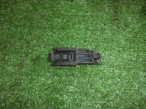 WG11-345【ワゴンR MH21S】純正中古◆スロットルワイヤーホルダー