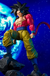 【送料無料・新品未開封】 S.H.Figurerts フィギュアーツ ドラゴンボール スーパーサイヤ人4 SS4 孫悟空 再販品