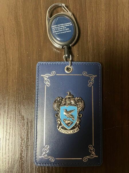 ハリーポッターパスケース　USJ限定　HARRY POTTER RAVENCLAW TM レイブンクロー　新品未使用極美品伸縮可能