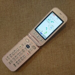 キズ無美品 F-01G docomo サブ、メイン画面に購入時のフィルム貼ったまま