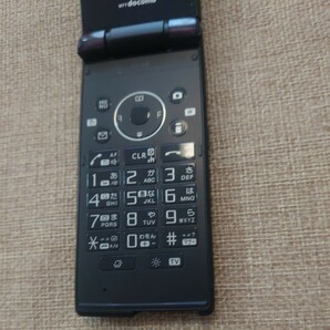 SH-03E docomo ブラックの画像3