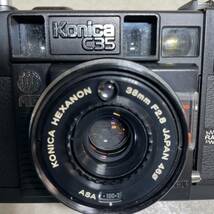W1-3）Konica C35AF コンパクトフィルムカメラ コニカ LENS HEXANON F2.8 38mm （83）_画像3