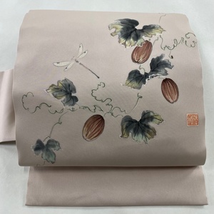 名古屋帯 美品 秀品 落款 トンボ 葉と実 薄小豆 正絹 【中古】