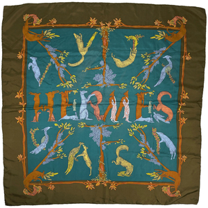 エルメス HERMES カレ 90 アニマル柄 動物のアルファベット スカーフ シルク ブラウン グリーン マルチカラー レディース 【中古】