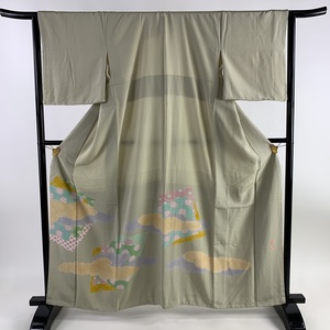 訪問着 身丈160cm 裄丈64cm M 袷 落款 花 雲文 灰緑 正絹 名品 一つ紋 【中古】