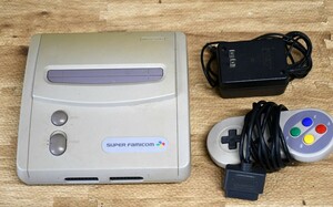 NY4-180【ジャンク品】Nintendo　スーパーファミコンジュニア　SHVC-101　任天堂　ゲーム機　ファミコン　動作未確認　中古品　保管品