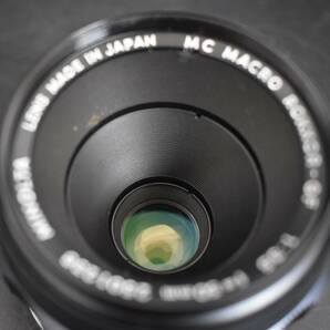 M4-12【現状品】MINOLTA ミノルタ MC MACRO ROKKOR-QF 50mm 1:3.5 + アングルファインダー ケース付き カメラレンズ カメラ 動作未確認の画像3