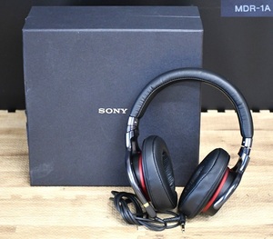 NY4-107【現状品】SONY　ヘッドホン　MDR-1A　ヘッドフォン　ブラック　ステレオヘッドホン　オーディオ機器　動作確認済　中古品　保管品