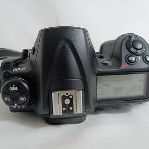 Nikon ニコン D300 デジタル一眼レフカメラ ボディ 上14の画像5