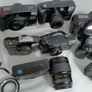 ジャンク Canon Nikon SLIK含む フィルムカメラ AF/MFレンズ 三脚など まとめて15台 動作未確認 同梱不可 TJ28の画像9