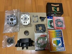 ホンダNSR50 68cc ボアアップセット　中古　スペアヘッド等ガスケット多数　NS-1 CRM50