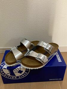 BIRKENSTOCK アリゾナ　本革　シルバー　新品未使用