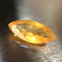 天然イエローサファイア 1.10 Ct カラット 通常エンハンスメント_画像1