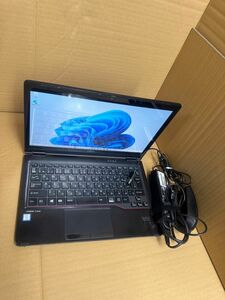 FUJITSU LIFEBOOK P727/R 7世代 Core i5-7300U 8GB SSD256GB