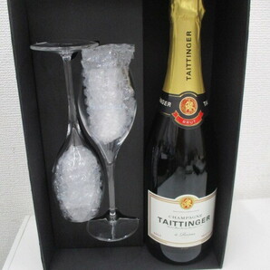 (6923) テタンジェ ブリュット レゼルヴ 750ml 12.5% シャンパーニュ TAITTINGER グラス付きの画像1