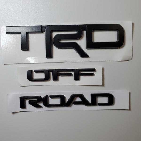 ◇◆ TRD OFFROAD エンブレム ボディ ステッカー トヨタ ＵＳルック RAV4 ハイラックス 1個 ◆◇
