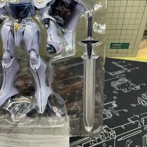 送料無料　バンダイ ROBOT魂 SIDE AB サーバイン 開封済み展示品　聖戦士ダンバイン_画像8