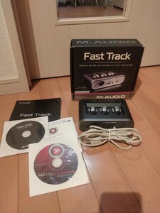 M-AUDIO Fast Track　オーディオインターフェース　オーディオインターフェイス　箱付き　付属品　バンドルソフト　PROTOOLSつき