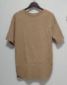 GU ベージュ　ラウンドカット　オーバーサイズ　5分袖　Tシャツ　S
