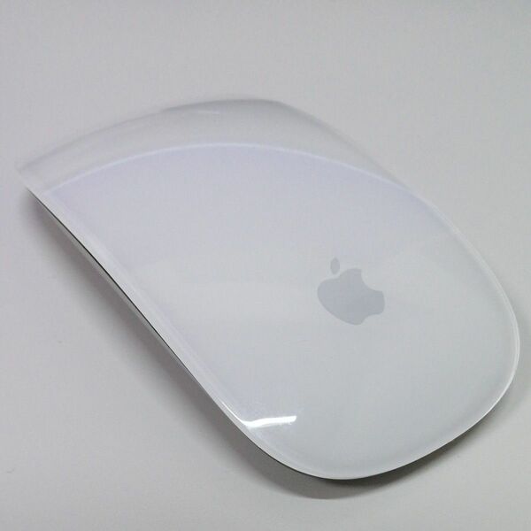 1. Apple Magic Mouse A1296 3Vdc (アップル純正Bluetoothマウス)